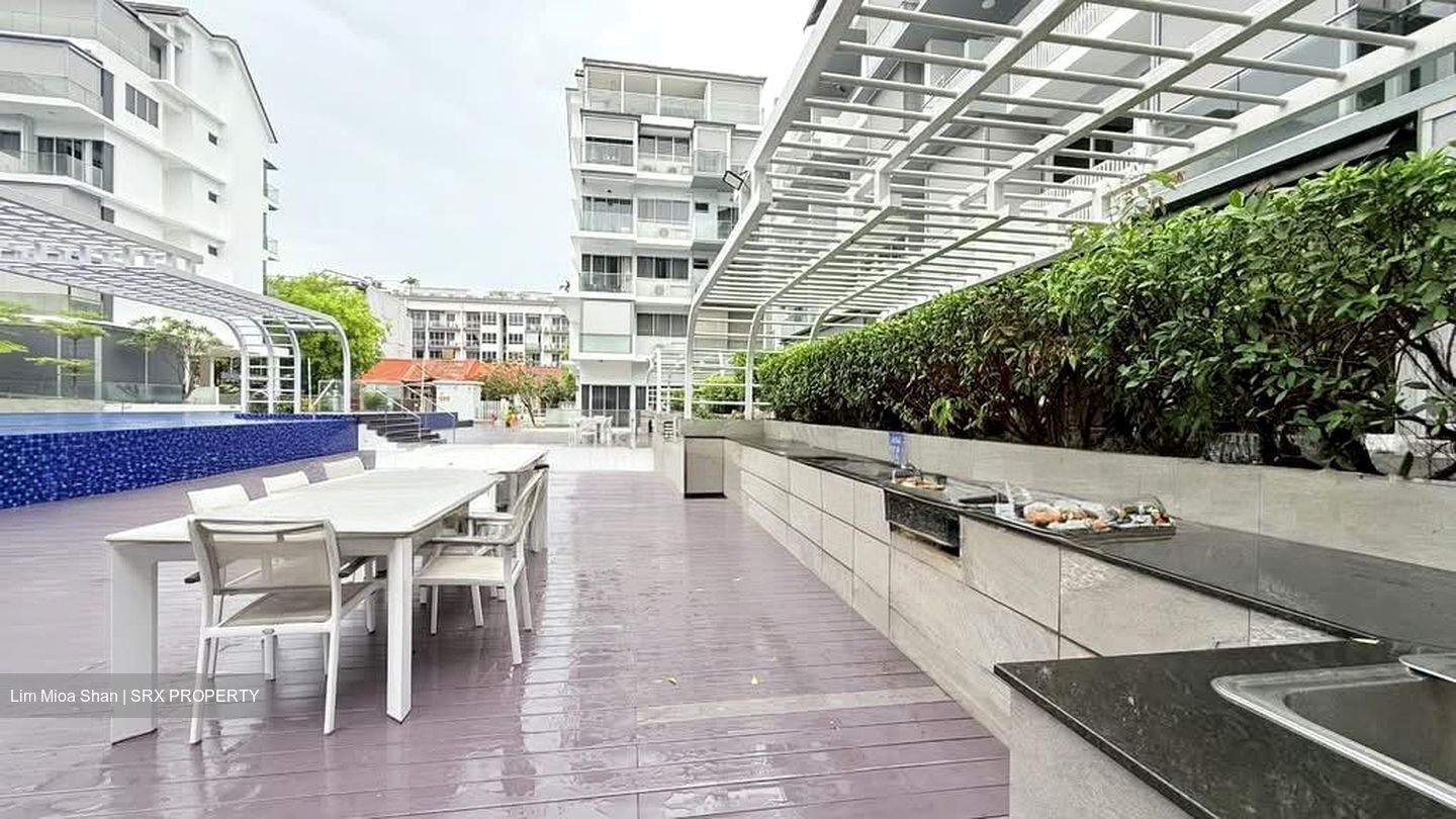 Casa Cambio (D19), Condominium #569073361